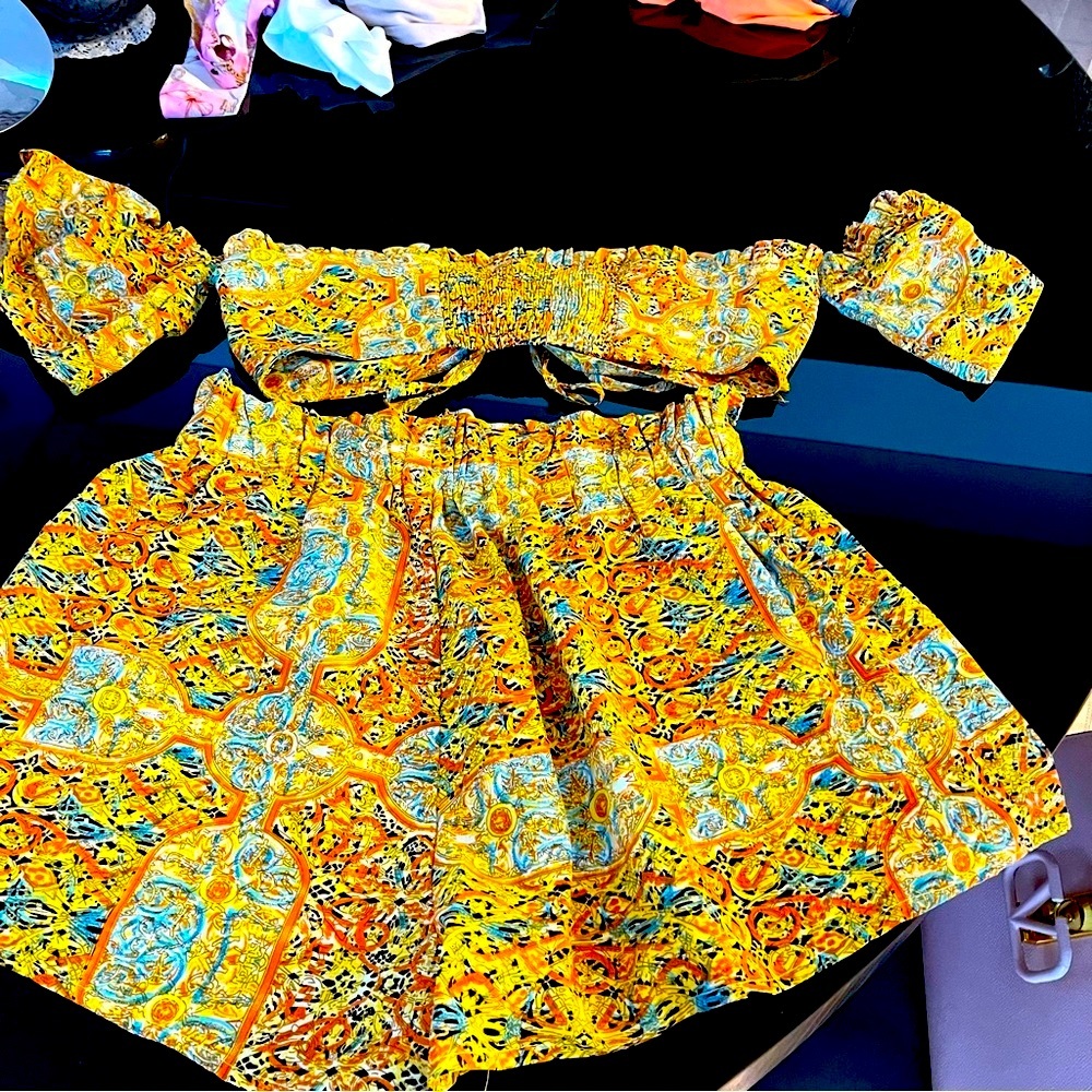 2 Piece Set Custom Made Multicolored Size M - image 6